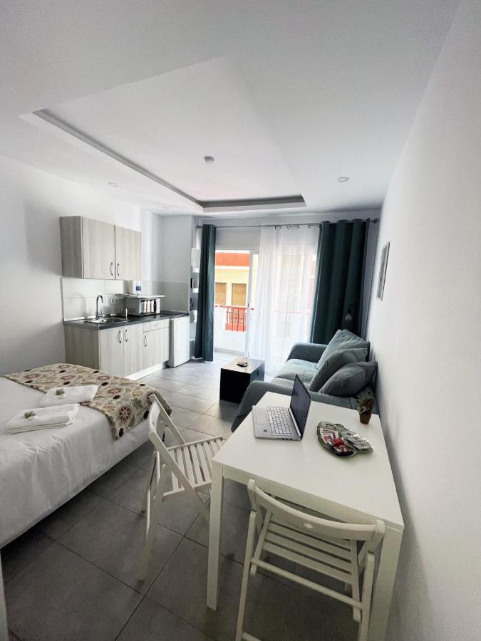 Stylish Gio 211 Apartment